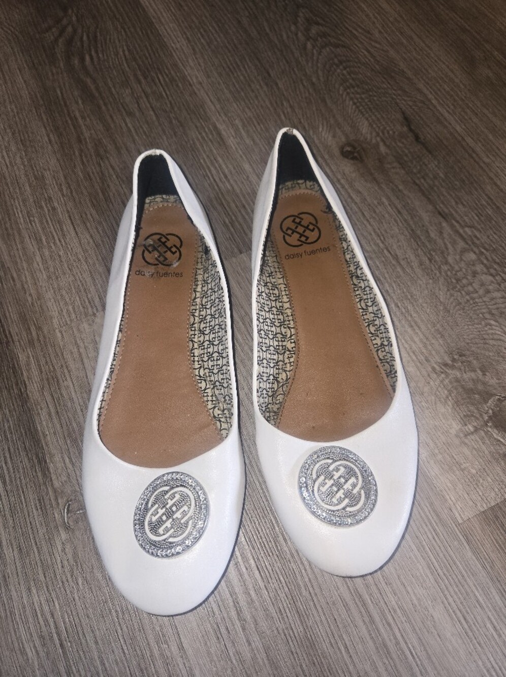 Daisy Fuentes White Ballet Flats with Silver Medallion
